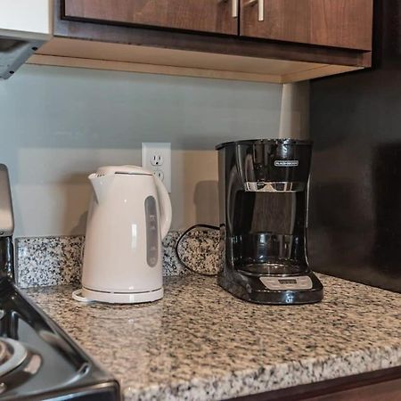 Spacious 2Br Suite Plus Patio Near Iowa State أميس المظهر الخارجي الصورة