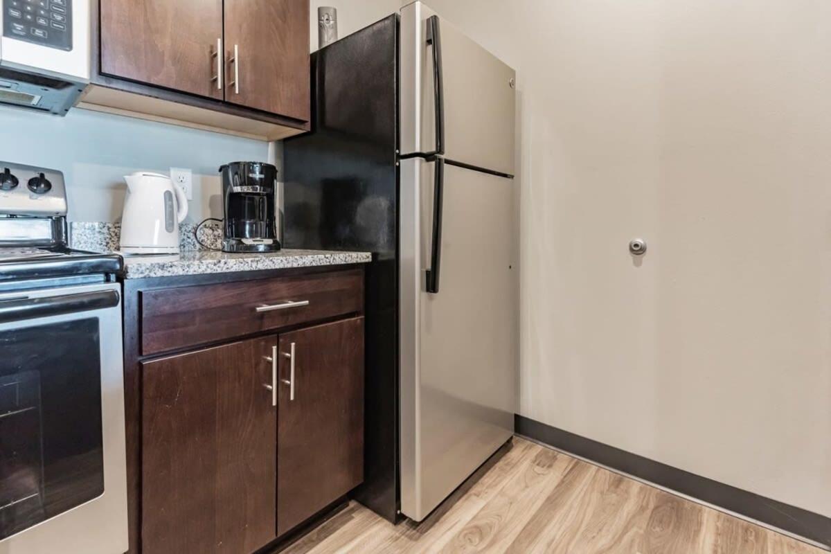 Spacious 2Br Suite Plus Patio Near Iowa State أميس المظهر الخارجي الصورة