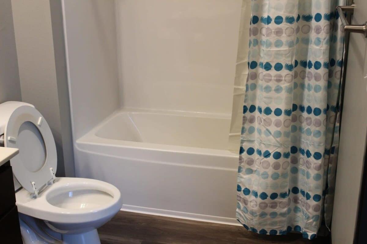 Spacious 2Br Suite Plus Patio Near Iowa State أميس المظهر الخارجي الصورة
