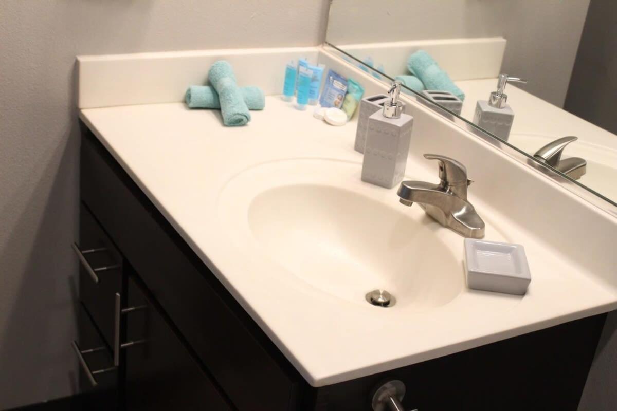 Spacious 2Br Suite Plus Patio Near Iowa State أميس المظهر الخارجي الصورة