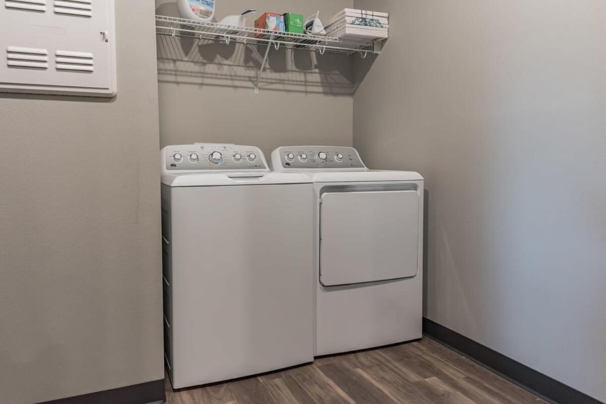 Spacious 2Br Suite Plus Patio Near Iowa State أميس المظهر الخارجي الصورة